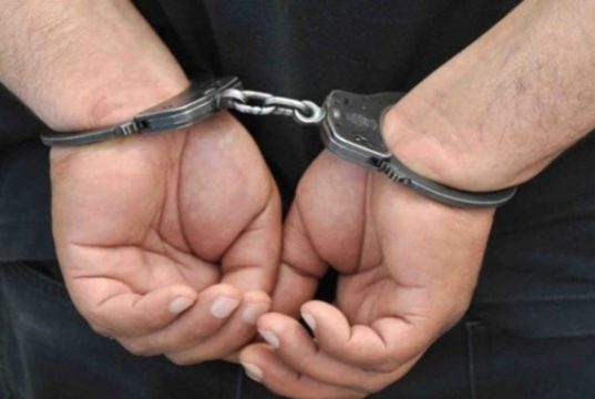 روزنامه نگار فاطمه التمیمی پس از گزارش در مورد سیل در جنوب غربی ایران دستگیر شد