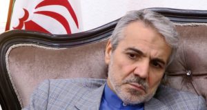 رئیس برنامه ریزی و بودجه ایران: شما باید از دولت تشکر کنید زیرا حقوق کارمندان به موقع است