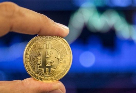 استخراج بیت کوین دلیل قطع برق است