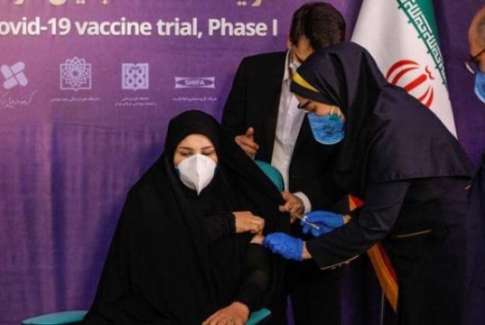 همزمان با نگرانی شهروندان ، ایران کارزاری را به نفع واکسن محلی کرونا آغاز می کند