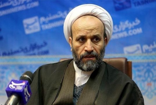نماینده خامنه ای در بسیج: ما هزاران حساب در سایت های ارتباطی برای "جهت گیری سیاسی" ایجاد کردیم