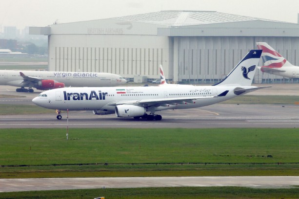 بزرگترین شرکت هواپیمایی ایران ، ایران ایر ، قصد دارد ٢٠٠٠ کارمند خود را اخراج مى کند