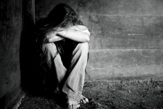 رد قانون " حمایت از زنان در برابر خشونت " و تهدید فعالان زن در ایران