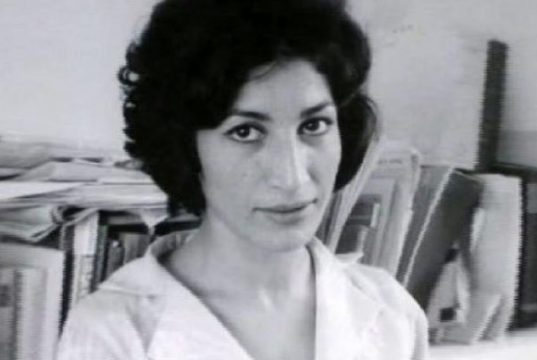 فروغ فرخزاد