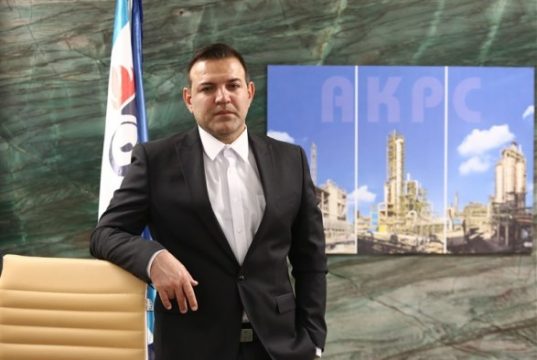 رئیس فدراسیون فوتبال