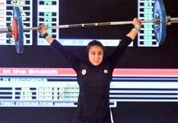 دختران وزنه‌بردار ایران