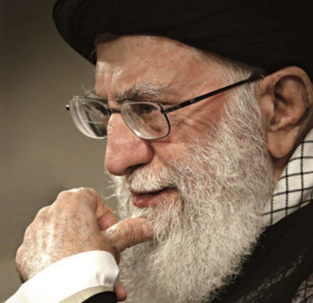علی خامنه‌ای