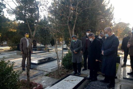 احمدی‌نژاد