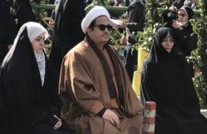 روح الله زم