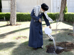 خامنه‌ای با سرطان