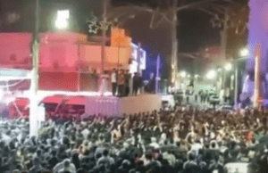 تجمع شبانه مردم آبادان با شعار” ما اشتباه کردیم که انقلاب کردیم” بادان