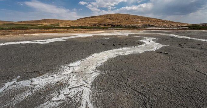 خشک شدن دریاچه ارومیه‌