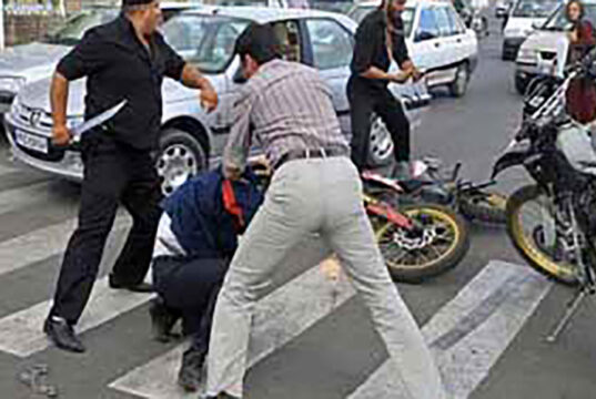 کشتار با چاقوکشی گروهی در خیابان های اسفراین!