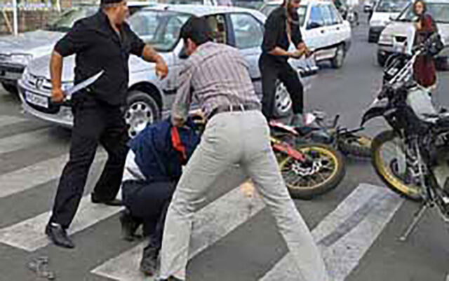 کشتار با چاقوکشی گروهی در خیابان های اسفراین!