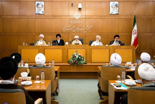 چرا خبرگان رهبری با خامنه‌ای دیدار نکردند؟