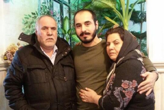 ماموران پای حسین رونقی را شکسته‌اند!