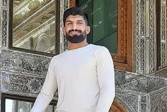 استخوان‌های، امین بذرگر، کشتی‌گیر و دوست نوید افکاری در کوه‌های شیراز پیدا شد!