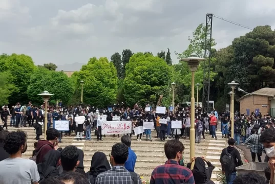 اعتراضات دانشجويان دانشگاه های ایران در حمایت از دانشجویان دانشگاه شریف