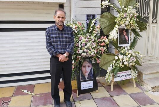 تصاویر مهسا امینی در موزه‌ گوگنهایم نیویورک نصب شد