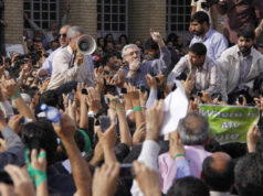 پیام میرحسین موسوی به نیروهای مسلح: در سمت حقیقت بایستید، سمت ملت