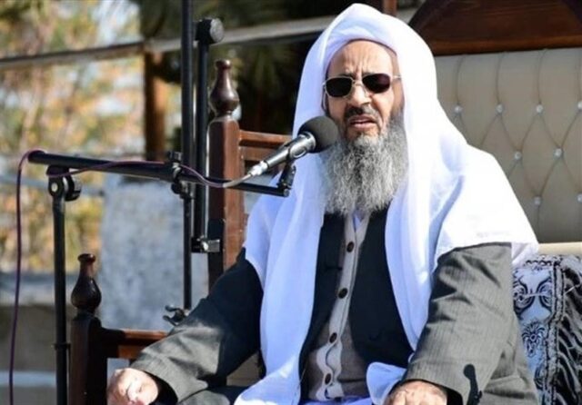 خامنه‌ای: مولوی عبدالحمید نباید بازداشت شود. بلکه باید بی‌آبرو شود