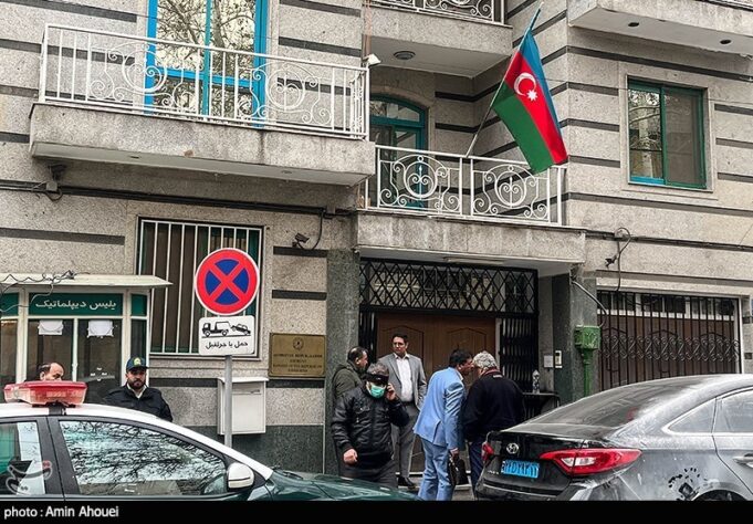 تخلیه سفارت جمهوری آذربایجان در تهران