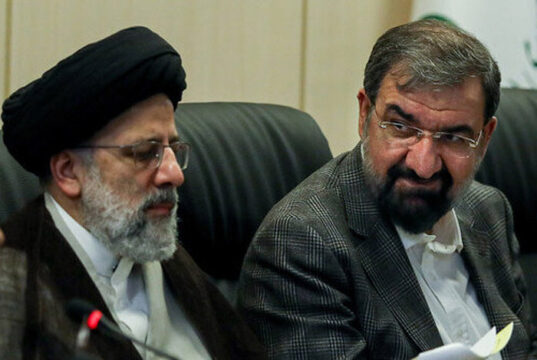 انتقاد شدید از محسن رضایی؛ محسن رضایی از اقتصاد چیزی نمی‌داند