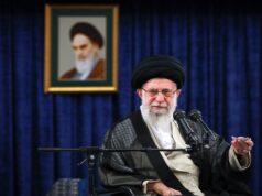خامنه‌ای: وسوسه جوانان با باتوم برطرف نمی شود