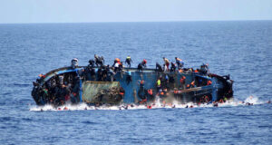 غرق شدن قایق پناهجویان؛ ۶۰ کشته بر جا گذاشت