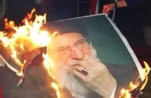 به آتش کشیدن تصویر علی خامنه‌ای در روزهای نوروز
