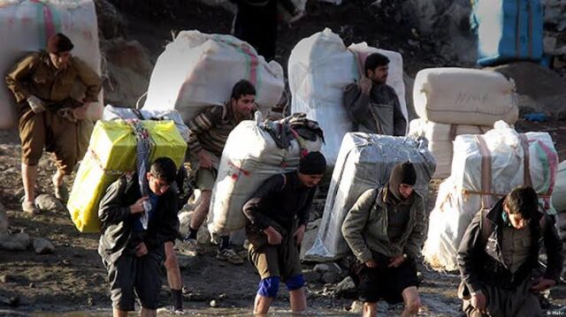 رنج کولبران کی تمام می شود؟!