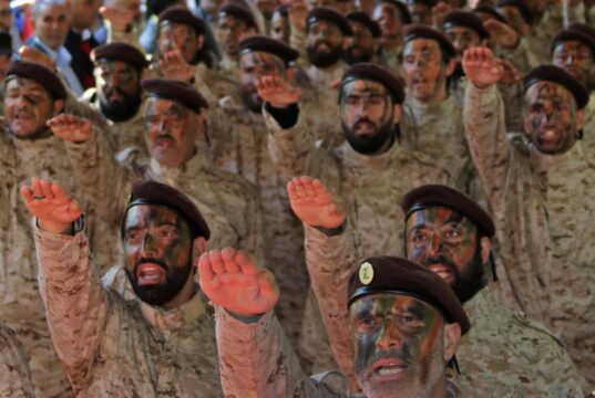 حمله هوایی نیروهای آمریکا به تاسیسات مورد استفاده گروه‌های وابسته به سپاه پاسداران در شرق سوریه!