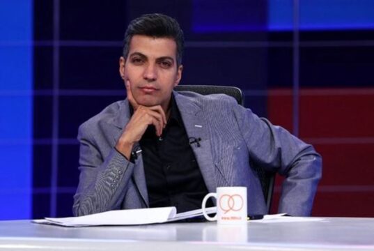 واکنش عادل فردوسی‌پور به مسمومیت زنجیره‌ای دانش‌آموزان دختر چیست؟