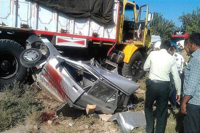 تصادف خودروها در شیراز: درگیری پس از تصادف منجر به قتل شخصی شد