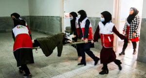 مسمومیت‌ دانش‌آموزان در مدارس ایران ادامه دارد