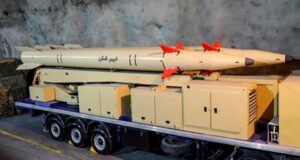 ایران از موشک بالستیک جدید خود رونمایی کرد