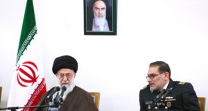 علی خامنه‌ای علی شمخانی را به عنوان مشاور سیاسی خود منصوب کرد