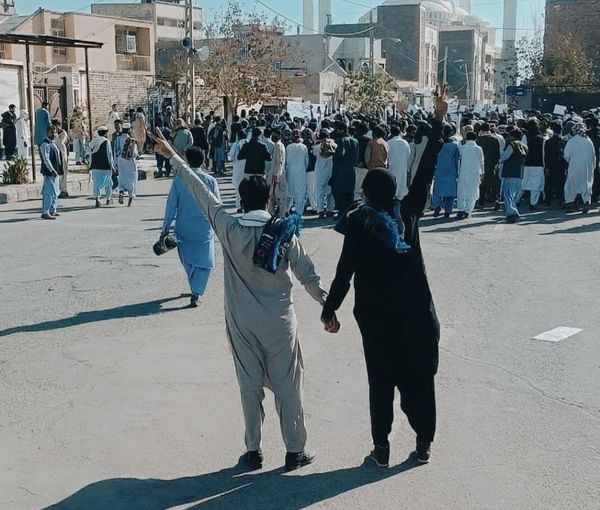 حمله ماموران حكومتى به معترضان در راسک و ایرانشهر
