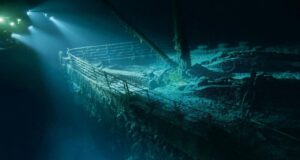 ناپدید شدن زیردریایی حامل توریستان در ماموریت بازدید از بقایای تایتانیک