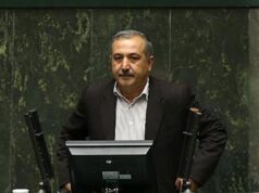 نماینده مجلس: دولت مستقیم به چشم مردم نگاه می‌کند و دروغ می‌گوید