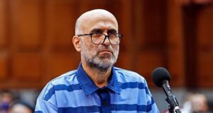 اکبر طبری به زندان بازگشت