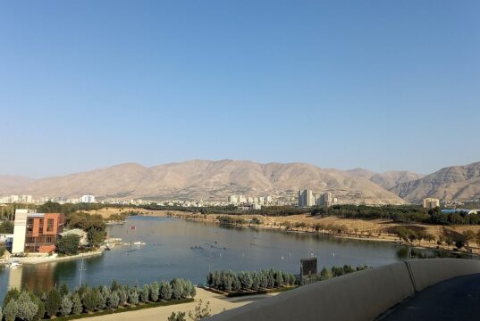 بحران آب در شهر تهران: خطر خشکیدگی دریاچه آزادی تهران