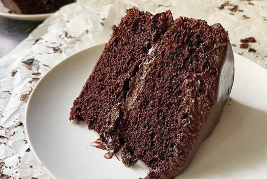 طرز تهیه کیک کاکائویی: اسرار تهیه یک خوراکی شیرین و خوشمزه