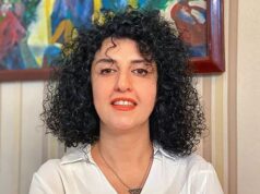به دلیل نپوشیدن روسری، نرگس محمدی از اعزام به بیمارستان جلوگیری شد