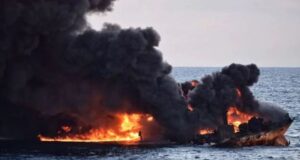 وقوع حادثه‌ی آتش‌سوزی در نفتکش حامل گاز مایع در خلیج فارس و واکنش‌های اورژانسی ایران