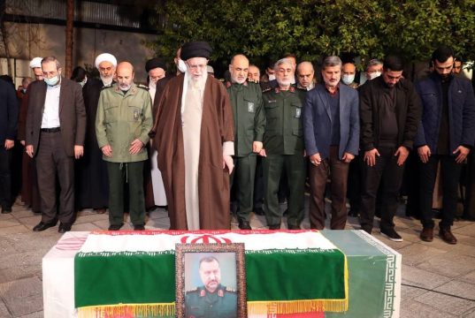 رهبر ایران در مراسم تشییع رضی موسوی حاضر شد