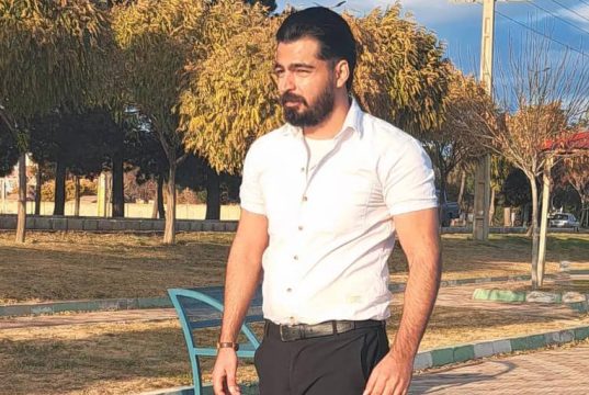 فعال مدنی و مربی فیتنس، رامین قشقایی، با تحمل حبس، وارد زندان می‌شود