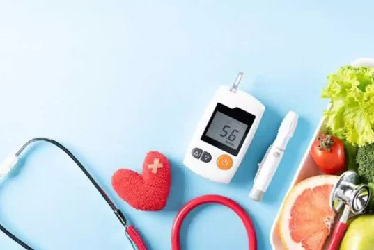 هفت نشانه هشداردهنده نزدیک شدن به دیابت: شناخت و پیشگیری