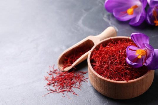 هر ماه ده تن زعفران ایران به صورت قاچاق به خارج ارسال می‌شود